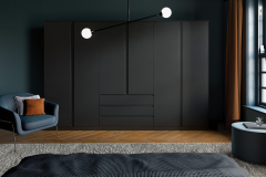 Bella Knebworth - Matt Black