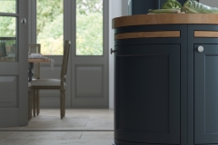 Belgravia Dark Blue & Porcelain