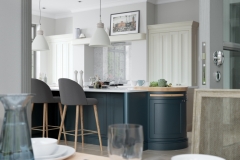 Belgravia Dark Blue & Porcelain