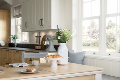 Jefferson Light Oak & Ivory