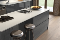 Strada Gloss Graphite & Porcelain