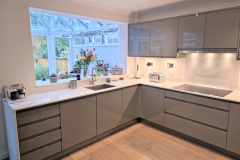 Strada-Gloss-Dust-grey-2-Uform