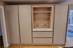 Zola-Gloss-Cashmere-With-Copper-Fixed-Rail-3