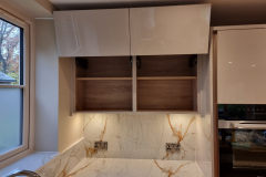 Zola-Gloss-Cashmere-With-Copper-Fixed-Rail-7