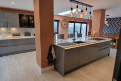 Zola-Gloss-Dust-Grey-Fixed-Rail-Brushed-Copper-Rails-11