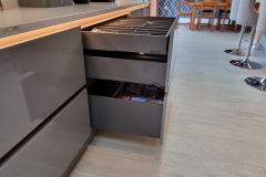 Zola-Gloss-Dust-Grey-Fixed-Rail-Brushed-Copper-Rails-32