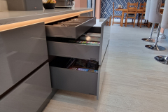 Zola-Gloss-Dust-Grey-Fixed-Rail-Brushed-Copper-Rails-33