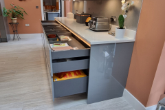 Zola-Gloss-Dust-Grey-Fixed-Rail-Brushed-Copper-Rails-34